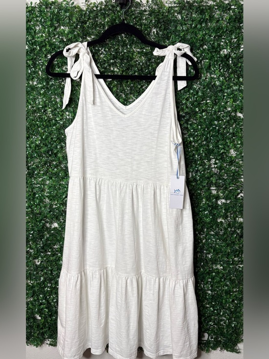 Southern Tide Dresses & Skirts - Southern Tide White V-Neck Tee with Light Blue Logo